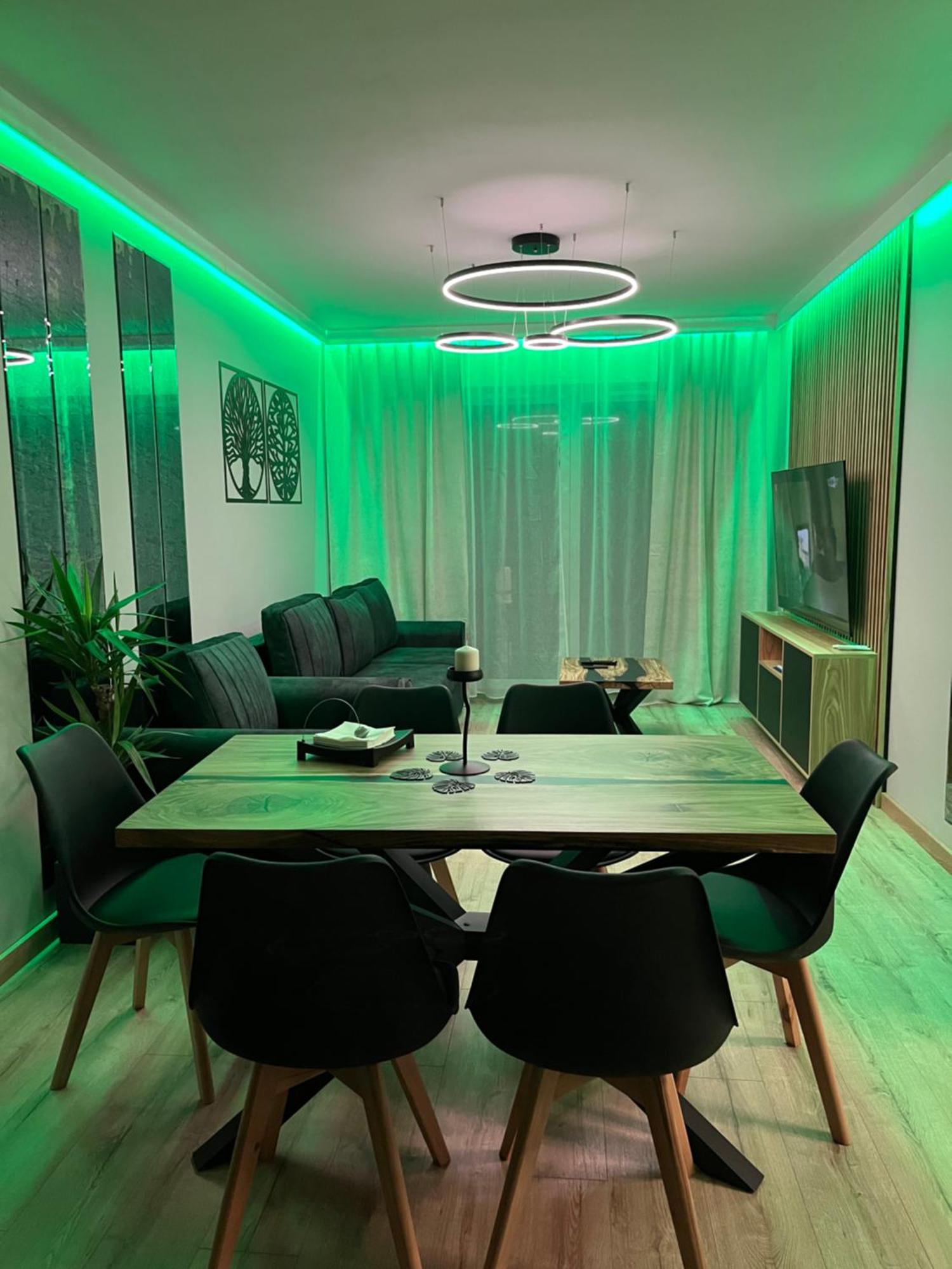 Jesionowe Apartamenty Nad Odra, Stare Miasto, Sauna W Jednym, Klimatyzacja , Garaz Podziemny 0 Zl, Odra River , Old Town, New Building, Air Conditioning, Sauna-One, Underground Garage Free Wroclaw Dış mekan fotoğraf