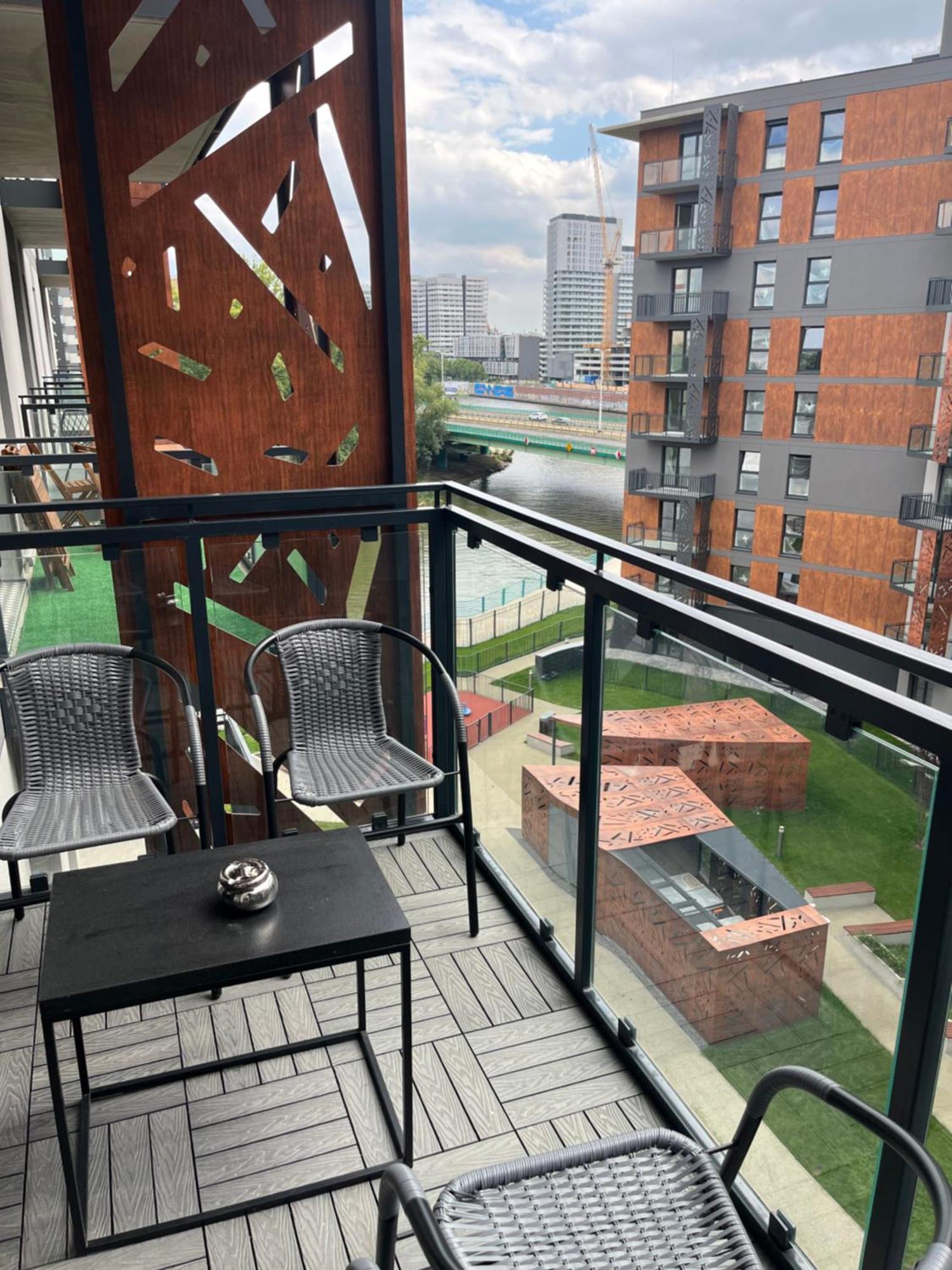 Jesionowe Apartamenty Nad Odra, Stare Miasto, Sauna W Jednym, Klimatyzacja , Garaz Podziemny 0 Zl, Odra River , Old Town, New Building, Air Conditioning, Sauna-One, Underground Garage Free Wroclaw Dış mekan fotoğraf